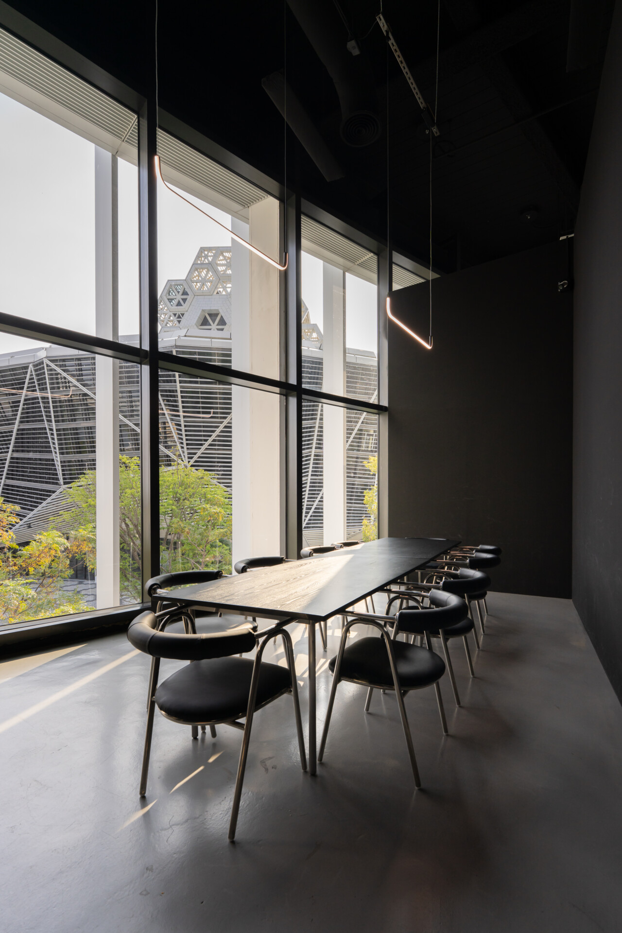 高隱蔽包廂，理想的休息區