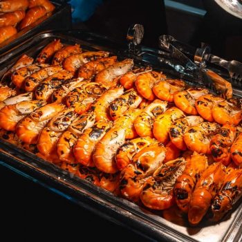opulence dinner cruise seafood prawn
