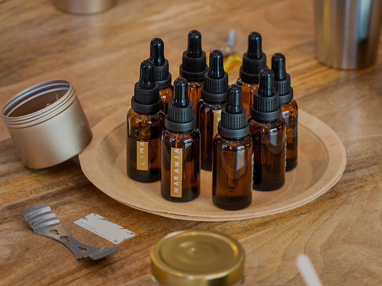 - 多款香氛氣味 -