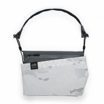 SACOCHE - Ooe Slash Bag-white & Camouflage